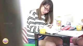 Cheeky Japanese babes pooping heavily
