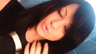 Brunette girlfriend poop slowly