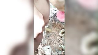 Thai babe Poop in jungle