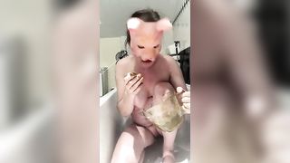 Scat Pig swallows her own piss and shit