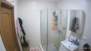 Hidden cam girl pooping and farting