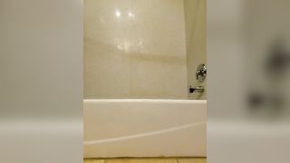 Hotel Turd And Hot Babe