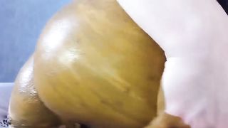 Beauty and messy solo play