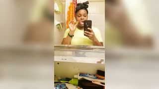 Shitty ebony eating her own turd