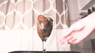 Hot chick in stockings pooping in the glass