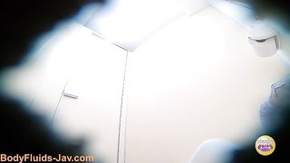 Watch Japanese chick pooping in the toilet