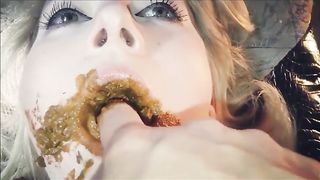 Gorgeous shit loving blonde babe