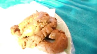 Lusty babe with smooth ass pooping on the floor