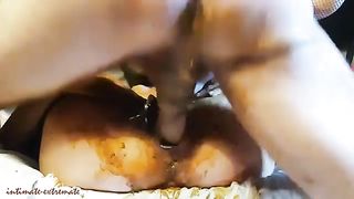 Shit covered wife gets drilled