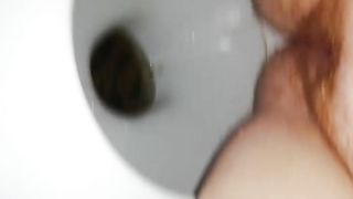 Hairy pussy bbw pissing in the toilet