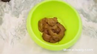 Poop mask makes her beautiful