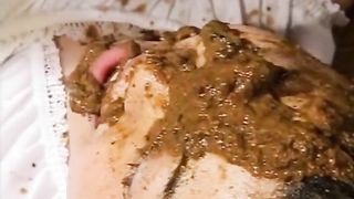 Hungry dude wants fresh poop salad