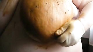 Big boobs bbw playing and smears shit