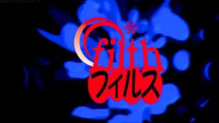 Beautiful thick ass Japanese chick pooping