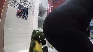 Compilation of sexy babes farting and pooping