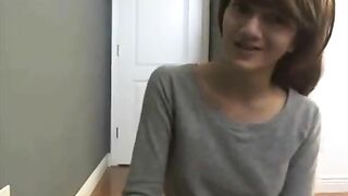 Skinny hot chick and lovely poo