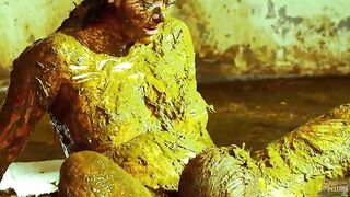 Betty and Fran smearing hot sex in Manure