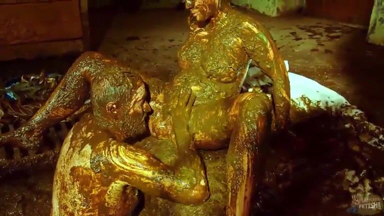 Betty and Fran smearing hot sex in Manure