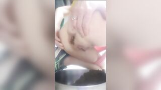 Amateur hot chick poops huge load