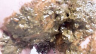 Huge shit in her hot panty