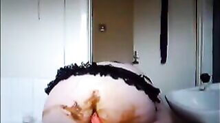 Big curvy booty mature in lingerie anal masturbation and shitting