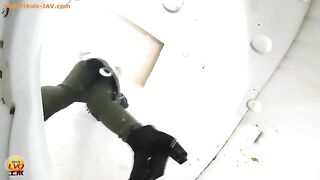 Slutty Japanese gals and hot poop