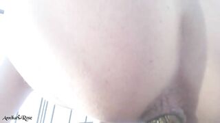 German Milf takes a dump