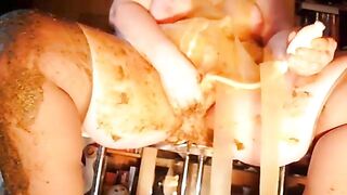 Amateur mature busty lady smearing