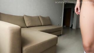 Shaved pussy teen chick pooping