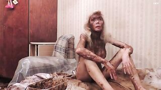 Kinky blonde mature lady enjoying hardcore scat fuck