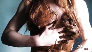 Yummy girl smearing shit on her whole sexy body