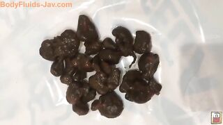 Gorgeous looking Japanese chick and sexy poop