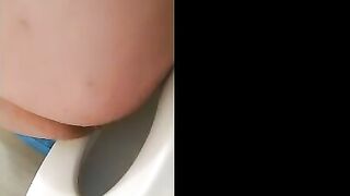 Sticky Amazing Pooping Video