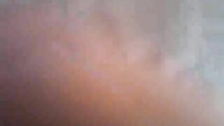 Naked curvy lady shit teasing