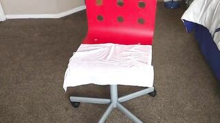 Nice big booty girl poops hard chunks