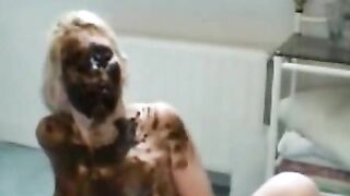 Cathy Loves Her Husband's Brown Breakfast Shit