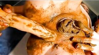 Dirty Barbara Loves Shit With Dildo