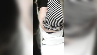 Caught lovely babe shitting