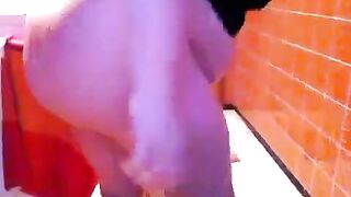 Fat Mature Lady Shitting