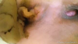 Lady ass fingering and shitting