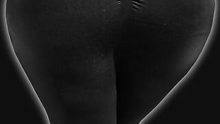 Heels and leggings dookie closeup