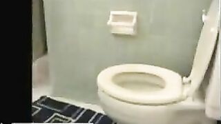 Lady Pooping Mix Show