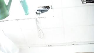 Petra piss fun and blowjob