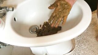 Scat onto hand