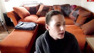 Victoria - get pissed in her Mouth