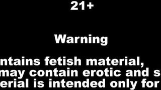 Betty smears shit and uses dildo in solo