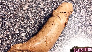 Big Bubble Butt Lovely Shitting