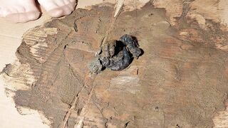 Very shitty and glue nylon feet closeup