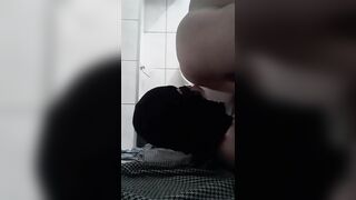 Fat lady shits for slave