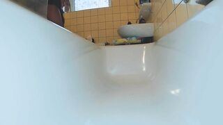 Stunning ebony girl ass fingering and shitting in the bathtub